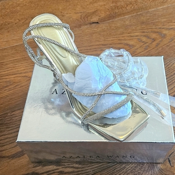 Azalea Wang “Beatrixed” Gold Strappy Heels, Women’s 7.5, Gold, Brand new in box - Picture 1 of 13